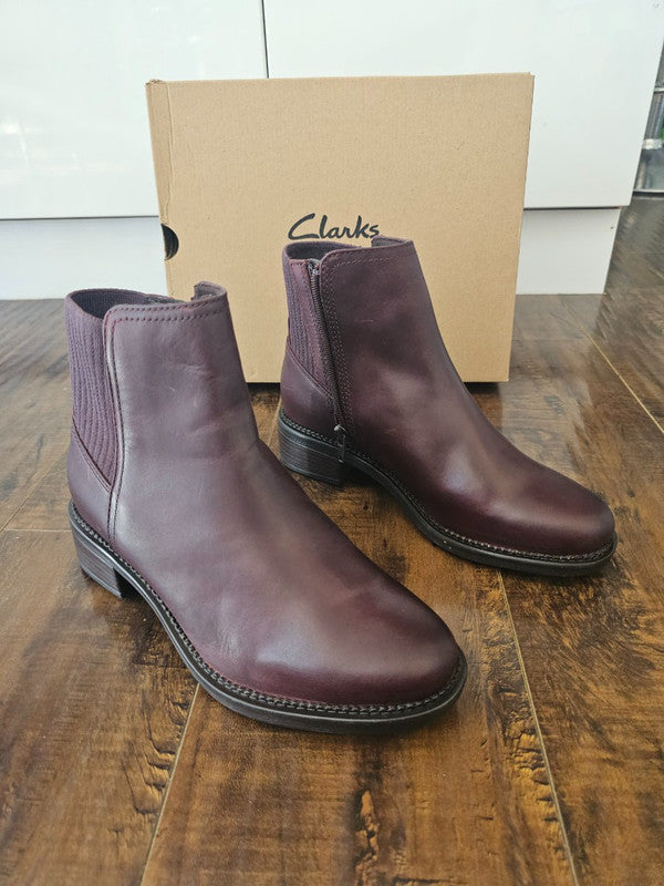 Clarks Women's Maye Palm Bordeaux Leather 26174355
