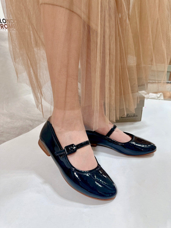 Clarks Women's Fawna Sky Black Patent 26179093