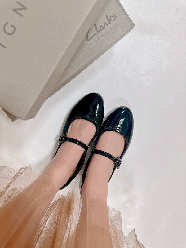 Clarks Women's Fawna Sky Black Patent 26179093