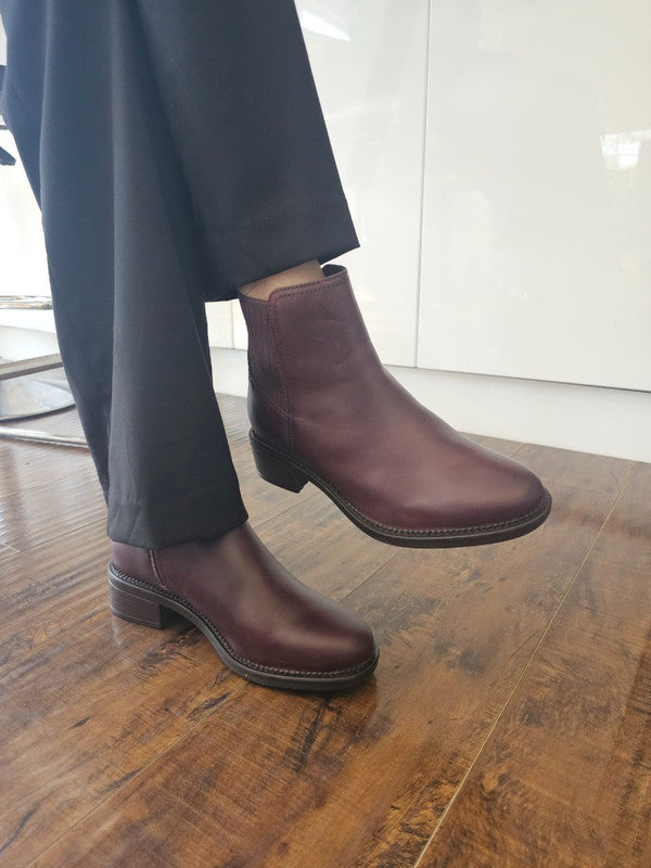 Clarks Women's Maye Palm Bordeaux Leather 26174355