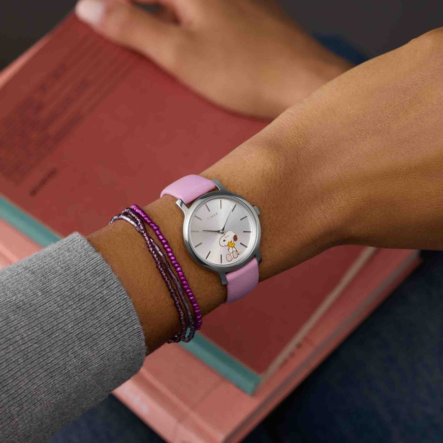 Timex x Peanuts Transcend Snoopy Hug 31 mm Pink Leather Watch TW2Y26000VQ