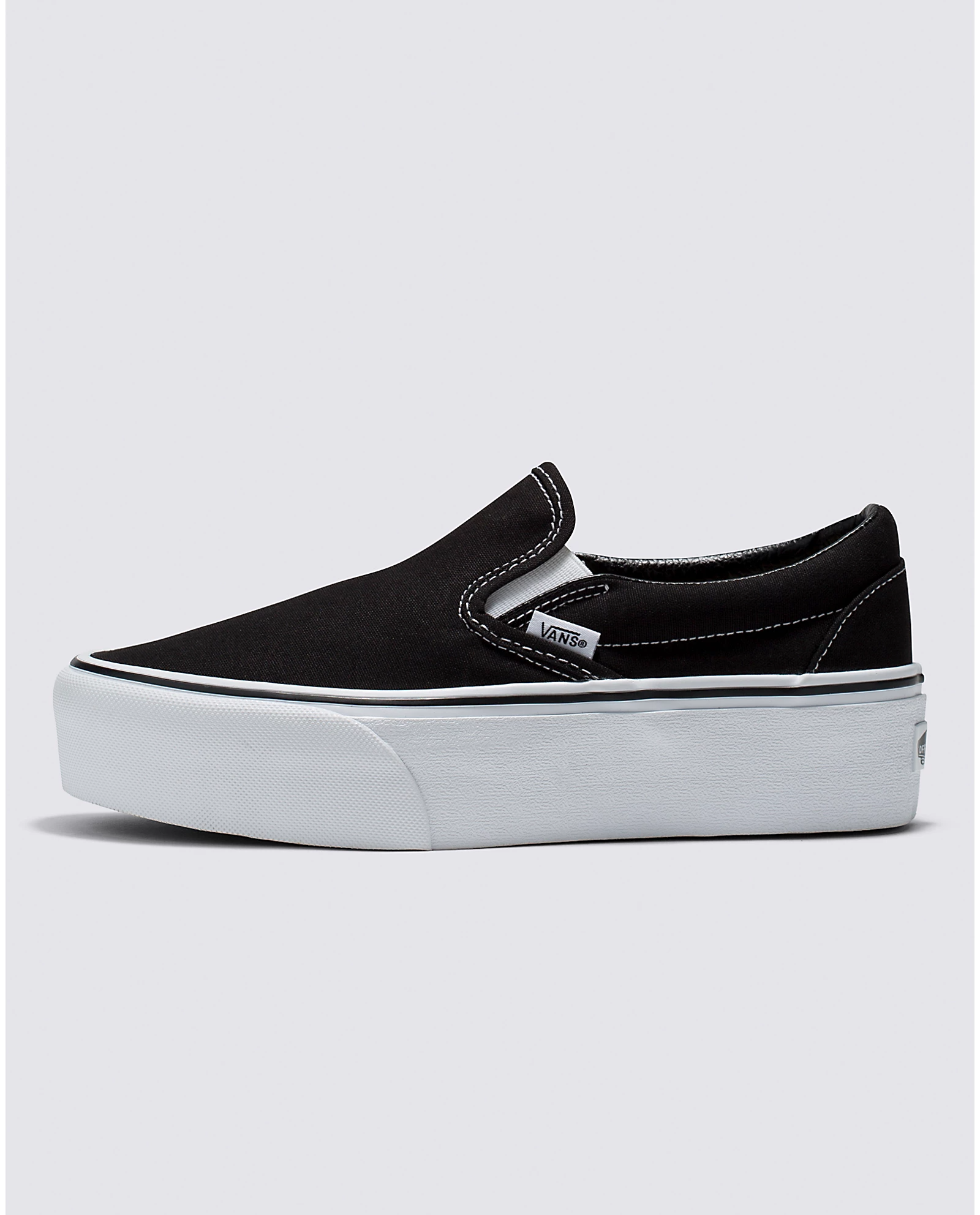 Vans Classic Slip-On Stackform Shoe Black/Classic White VN0A7Q5RBMX
