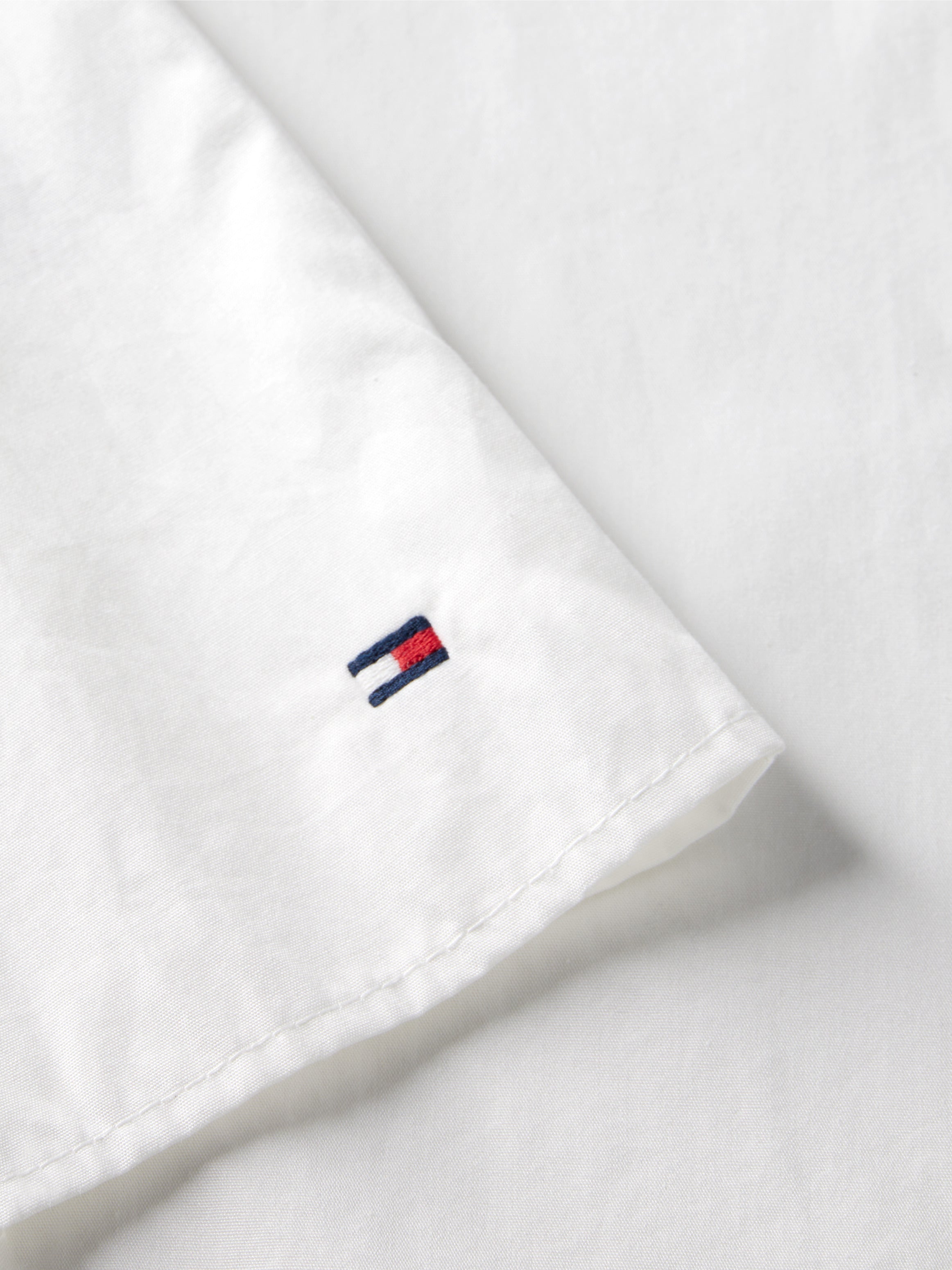 Tommy Hilfiger Women's Poplin Cropped Roll-Tab Shirt Ecru WW50192 YBL 100