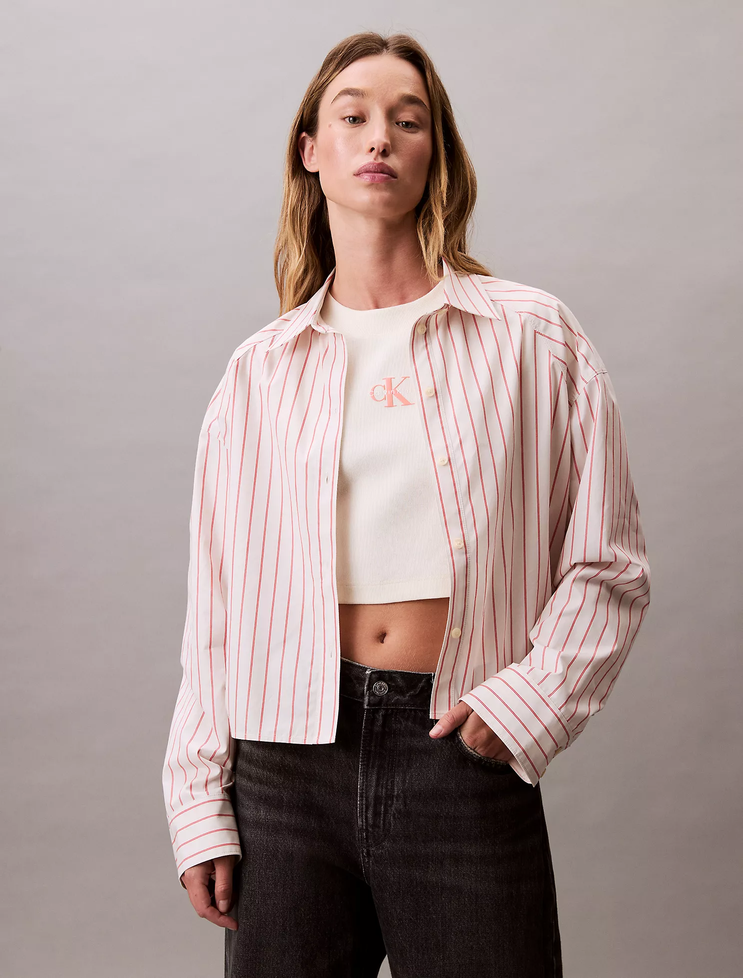 Calvin Klein Women's YD Striped Boxy Cropped Shirt Chalk Pink 47C118G 280