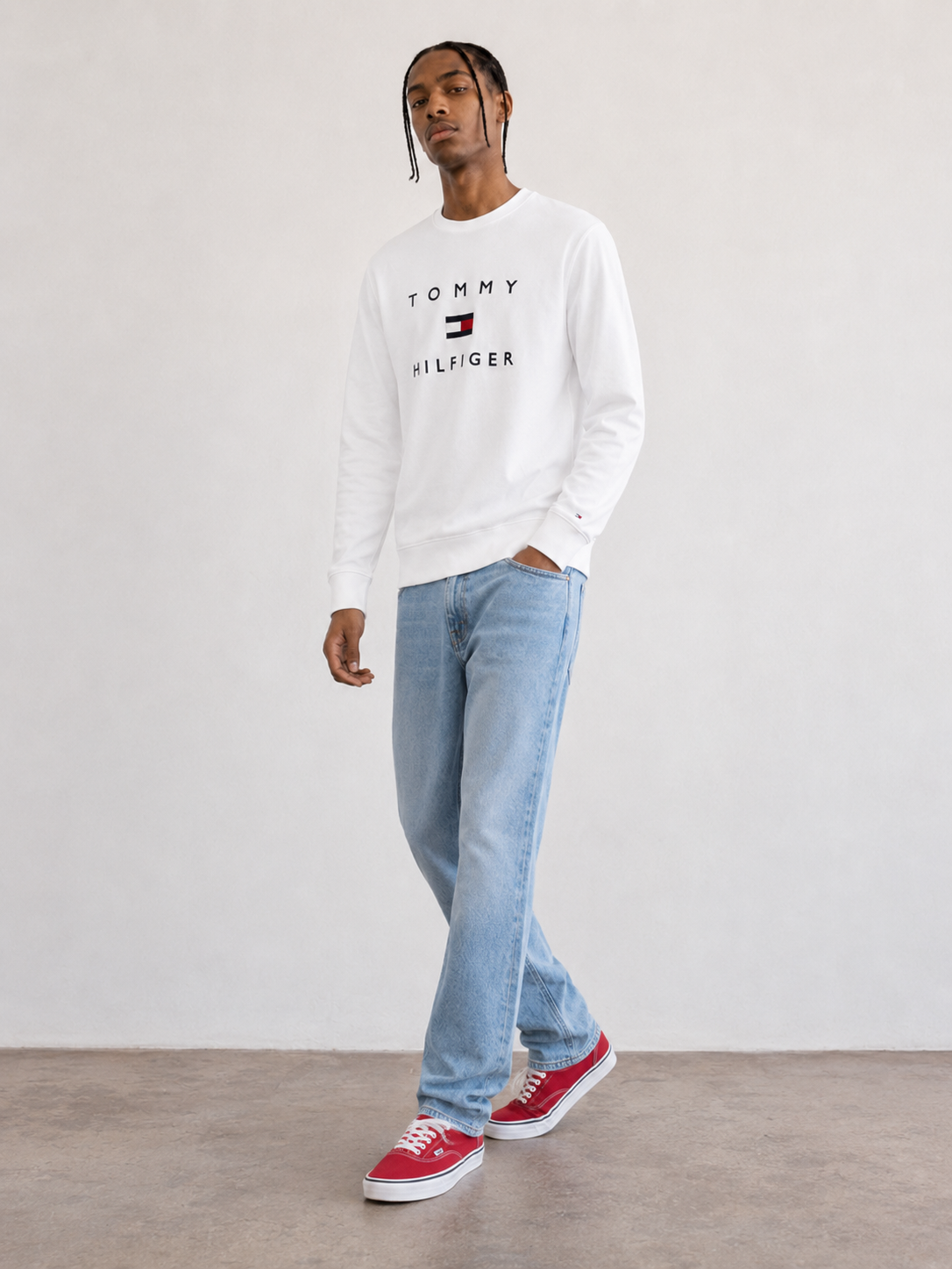 Tommy Hilfiger Stacked EMB Crewneck Optic White 78J9708 100