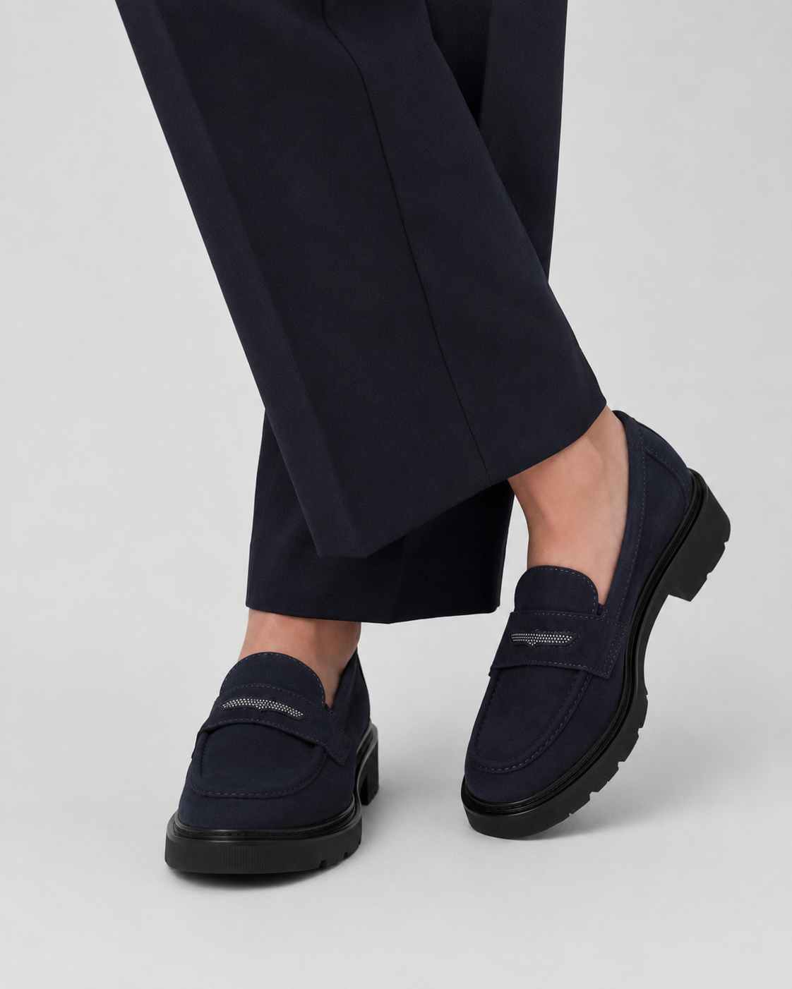 Clarks Originals Women’s Lauryl Step Navy Suede 26184351