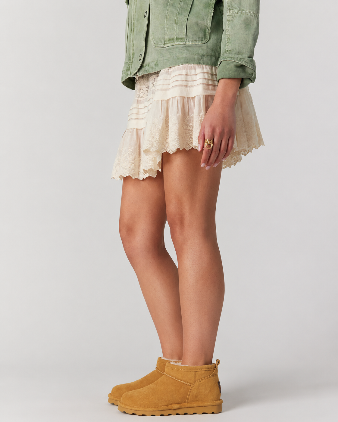 Bearpaw Women's Super Shorty Aged Honey 3049W 730