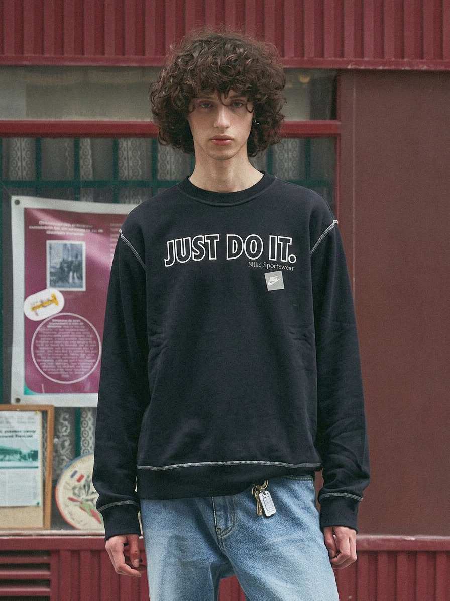 Nike Men's Sportswear Just Do It Crewneck Sweatshir Black DD6196 010 N2