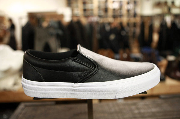 Vans Classic Tumble Slip-on Black VN0A38F7P3O - APLAZE