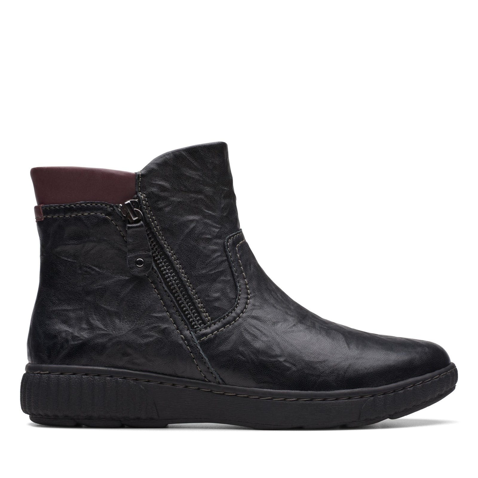 Clarks Women's Magnolia Haley Black Leather 26174340