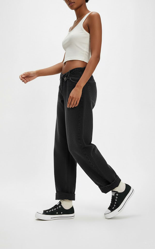 Converse Women's Chuck Taylor All Star Platform Low Top Black/White/White 560250C