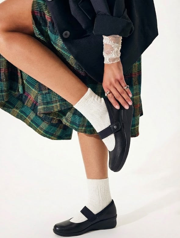 Clarks Women’s Suttyn May Wedge Black Leather 26180134