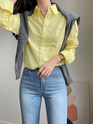 Tommy Hilfiger Men's New England Solid Oxford Shirt Yellow Topaz 78J5099 730 - APLAZE