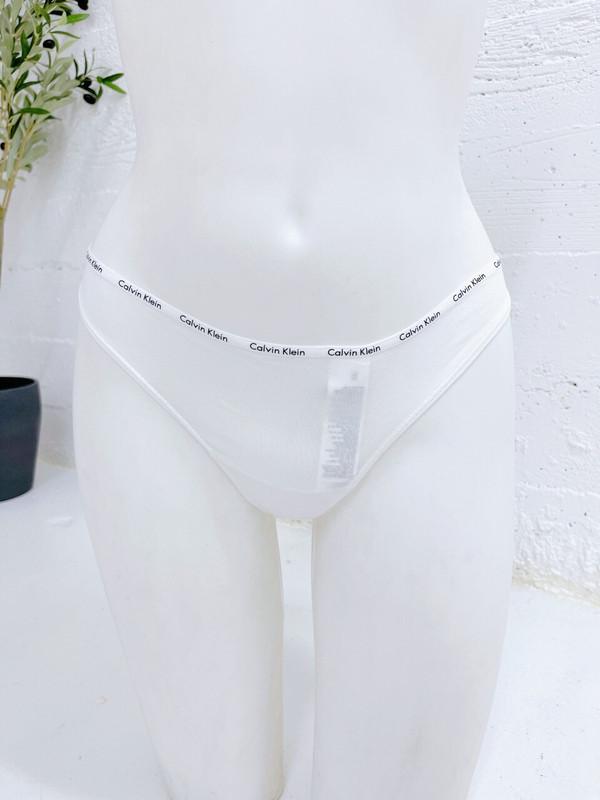Calvin Klein Women's Signature Cotton Thong 5 Pack Panty White/Black/G