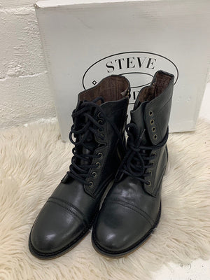 Steve Madden Men's Trek Boots Casual Black Leather.