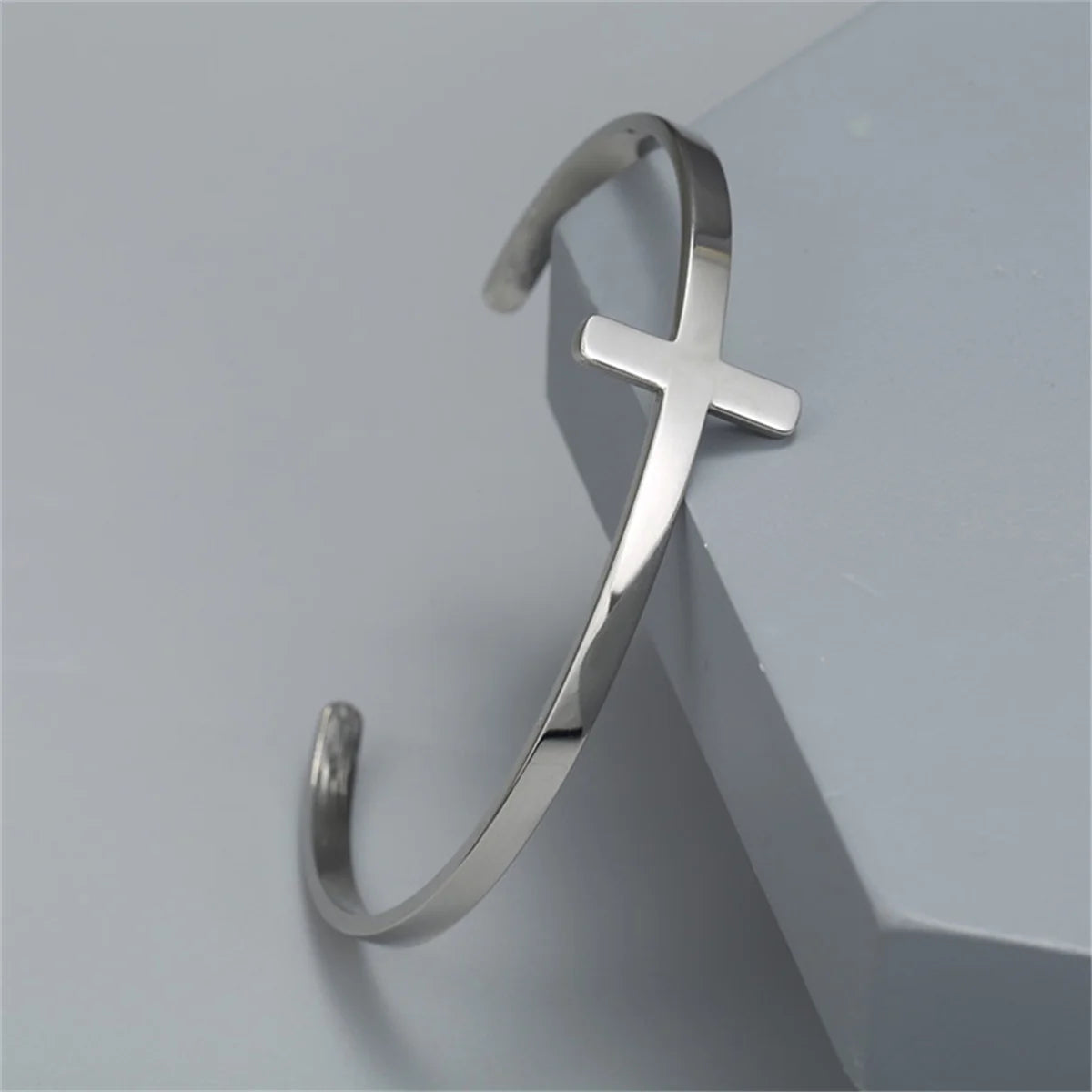 Cross Cuff Bracelet For Men - APLAZE
