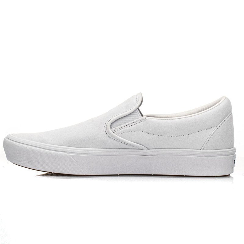 Vans UA ComfyCush Slip-On (Classic) True White VN0A3WMDVNG - APLAZE